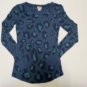 Womens Mossimo Supply Co. Crew Blue Leopard Print Long Sleeve Shirt Top XS/TP JD
